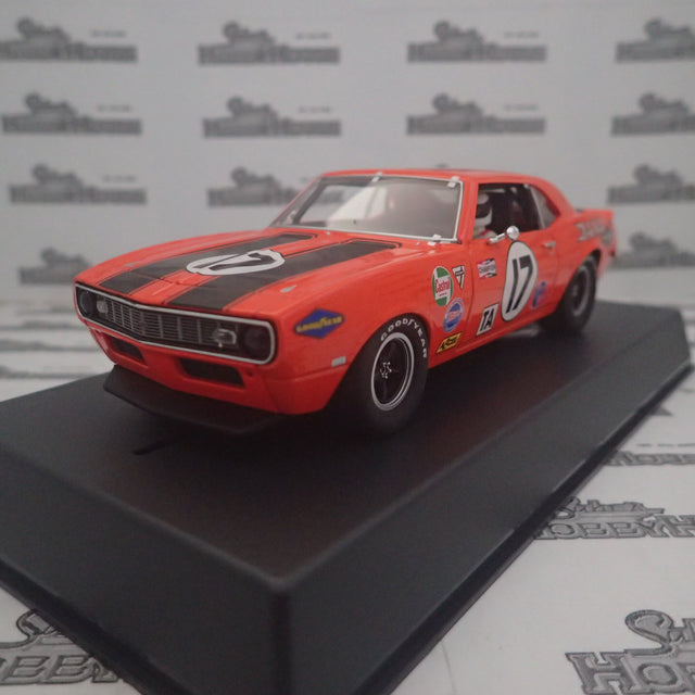 PIONEER SLOT CARS - P134 CHEVY CAMARO T/A orange #17 'Dana Chevrolet'