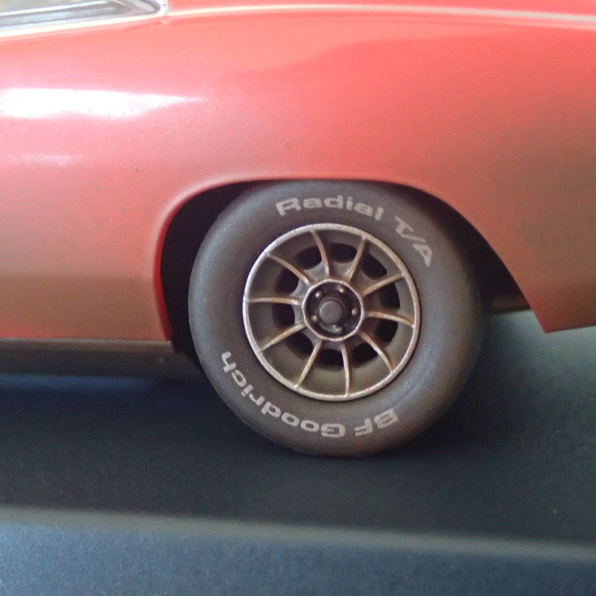 PIONEER SLOT CARS P158 - GENERAL LEE 'DIRT ROAD DUKES'