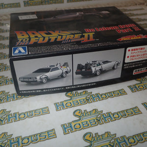 Aoshima 4905083-054765 - 1/43 Scale Back to the Future II Pullback De Lorean Plastic Model Kit