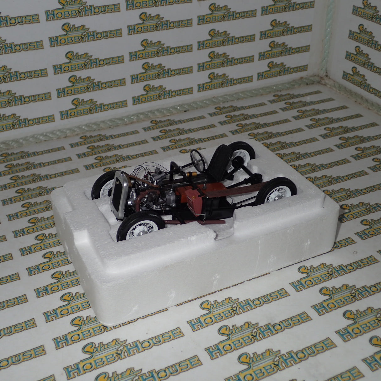Biante BROCK01 - 1/18 Scale - The Peter Brock Collection - Brock 01 Austin 7 Paddock Basher Diecast Scale Model Replica