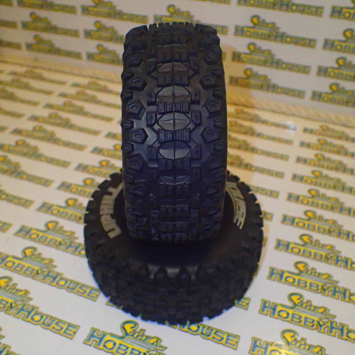 Louise L-T3223SBM 2.2/3.0" Short Course -Uphill Tyres on Black Spoke Rims - Glued Wheels 2Pcs