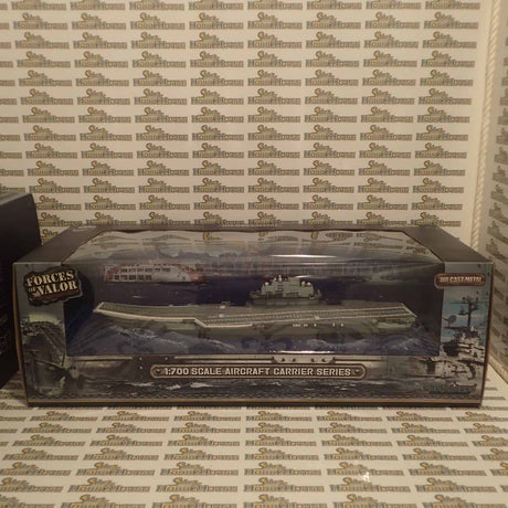Forces of Valor FOV-861010A - 1/700 Scale Chinese (PLAN) aircraft carrier, LiaoNing (16) Hong Kong visit 2017 Diecast Scale Model Replica