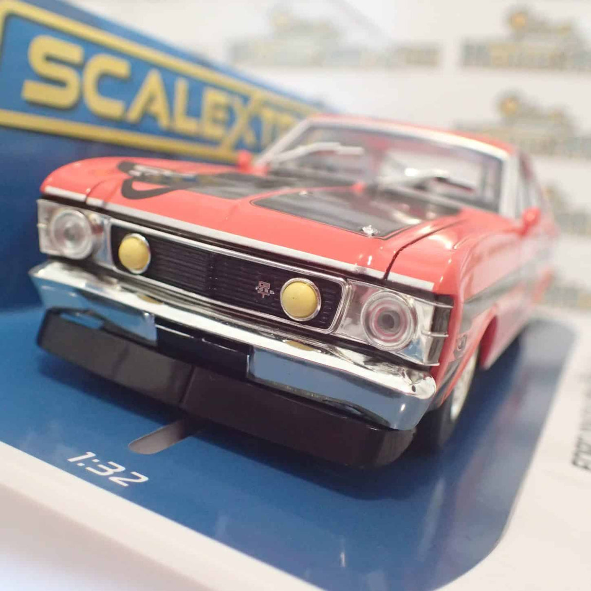 Scalextric C4169 - 1/32 Scale 1969 BATHURST FORD XW FALCON PHASE 1 GT-HO ALLAN MOFFAT