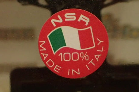 NSR N1991 - Medium BOX RED Length x Height x Depth = 235 x 180 x 45mm