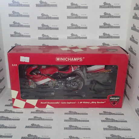 MINICHAMPS 122 031495 -D 1/12 DUCATI DESMO 16 1.GP VICTORY 'DIRT' L.CAPIROSSI 2003