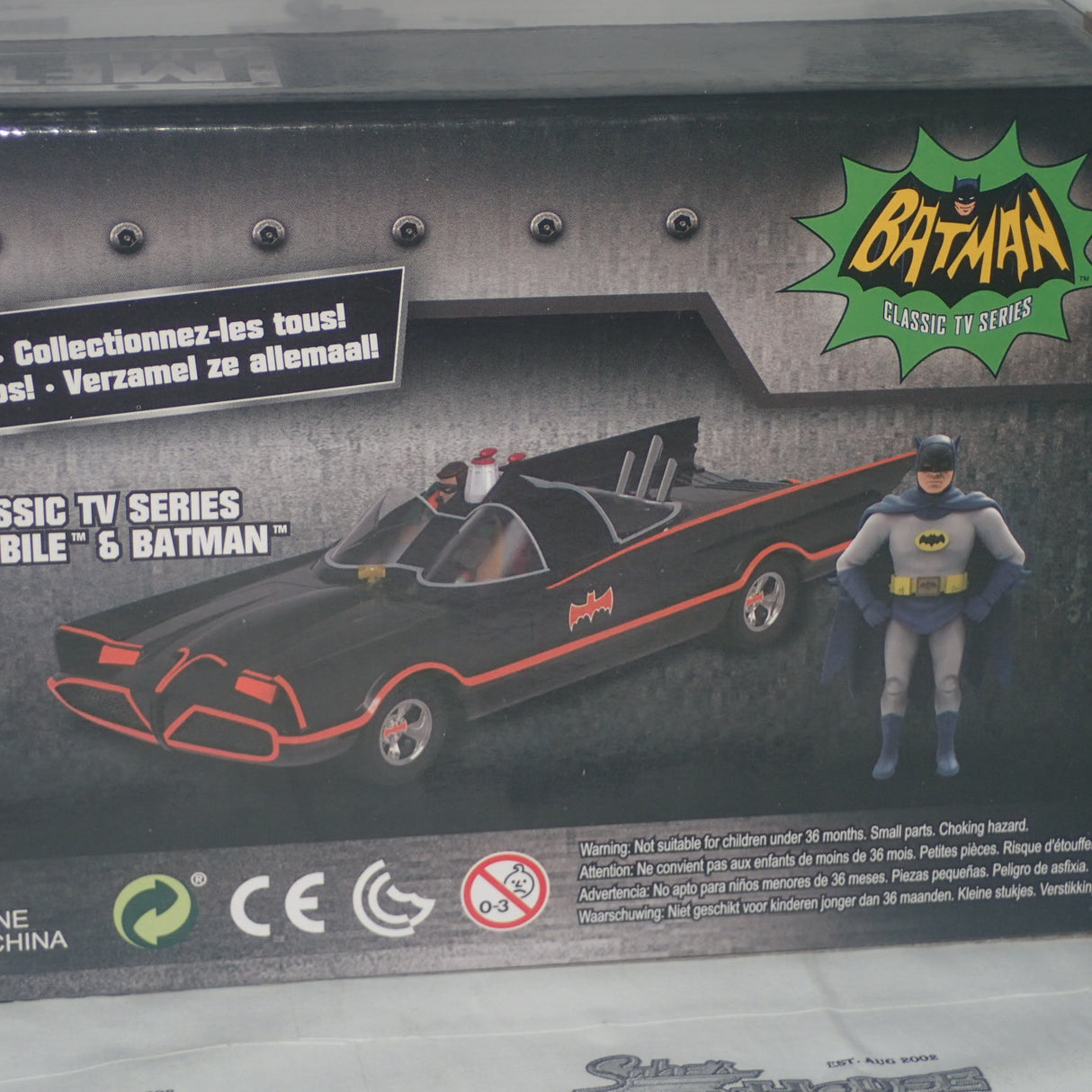 Jada Toys 98259 - 1/24 Scale - Batman Classic TV Series - Batmobile & Batman Diecast Model Replica