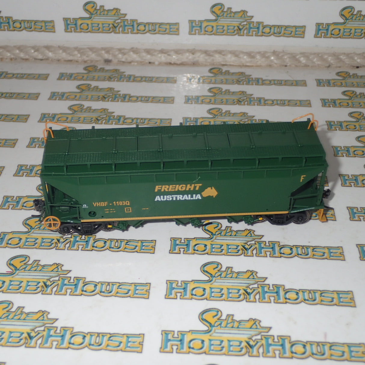 Powerline - HO/00 Scale - VHBF-1103Q Frt Aust Wheat Hopper #PC-300B