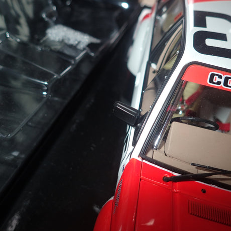 Biante B182704E 1/18 Holden VK Harvey / Parsons #25 Bathurst Runner-up 1984