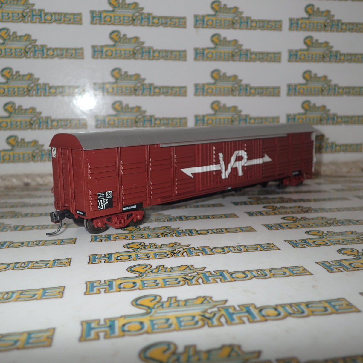 Powerline PD-205A - HO Scale VR VLEX Louvre Van