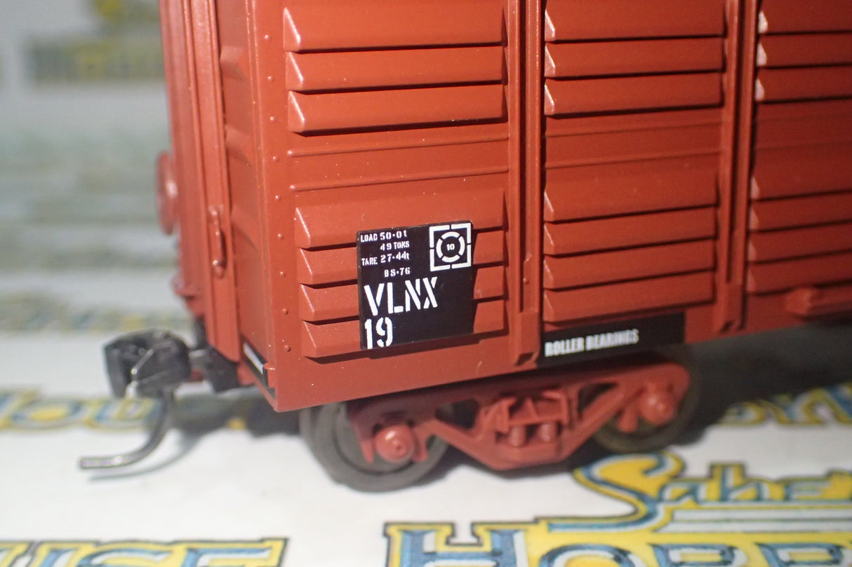 Powerline PD-211A VR VLNX-19 - HO Scale VR VLNX Louvre Van