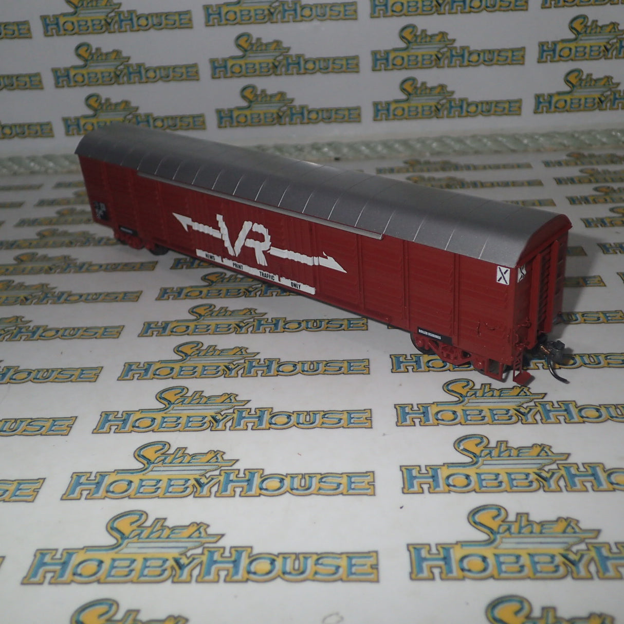 Powerline PD-211A VR VLNX-22 - HO Scale VR VLNX Louvre Van