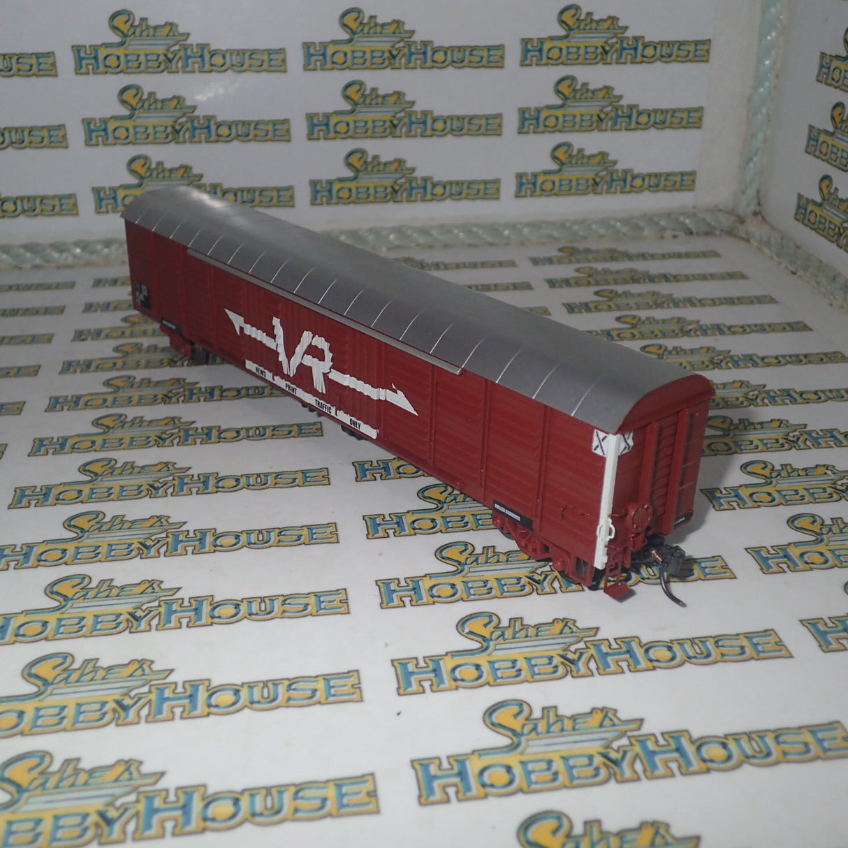 Powerline PD-211A VR VLNX-22 - HO Scale VR VLNX Louvre Van