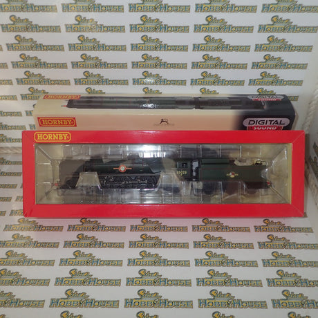 Hornby OO R3130XS BR(S) 35023 Holland-Afrika Line Rebuilt Merchant Navy Class 4-6-2 Brunswick Green Late Crest DCC Sound