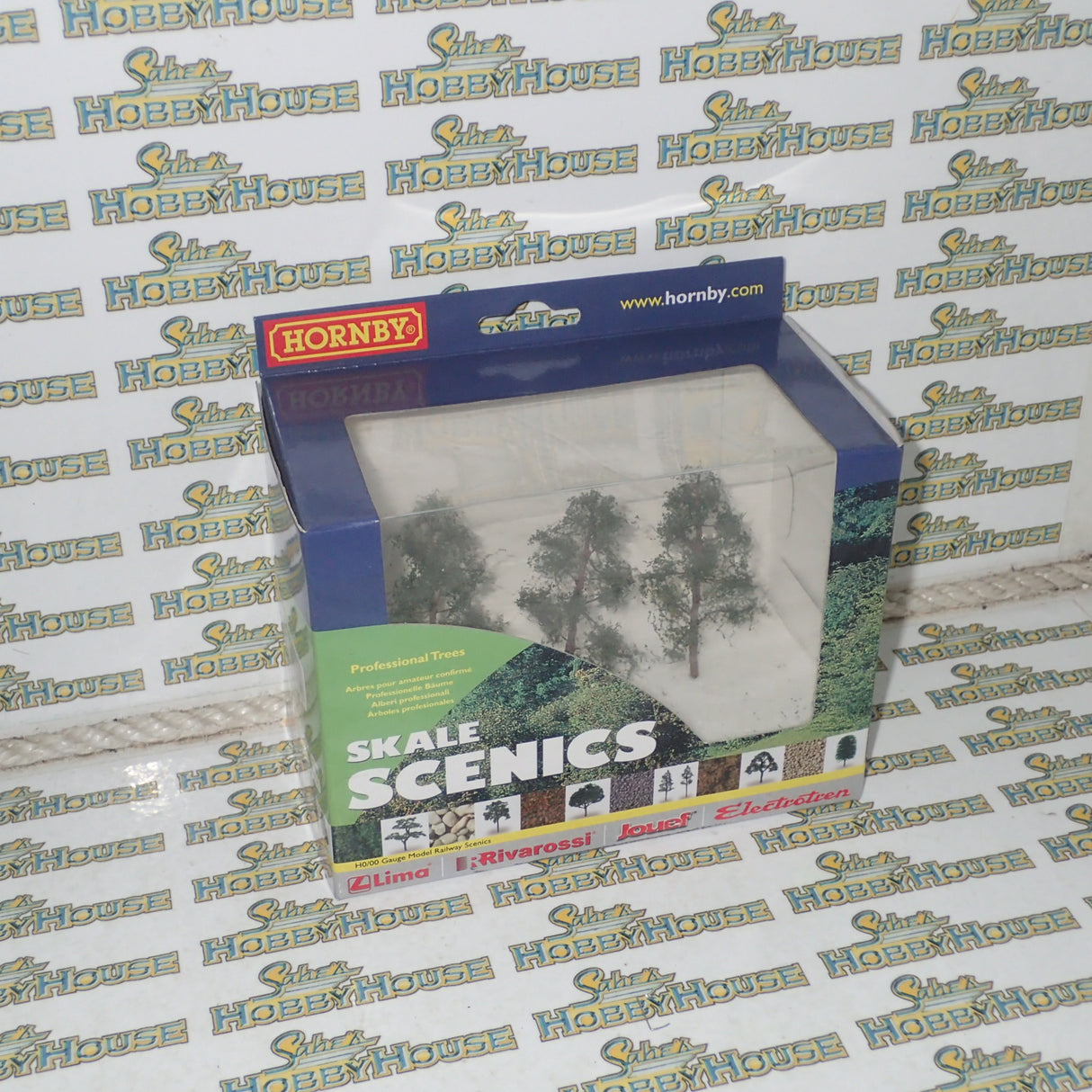 Hornby Scale Scenics Pine Trees 75mm x3