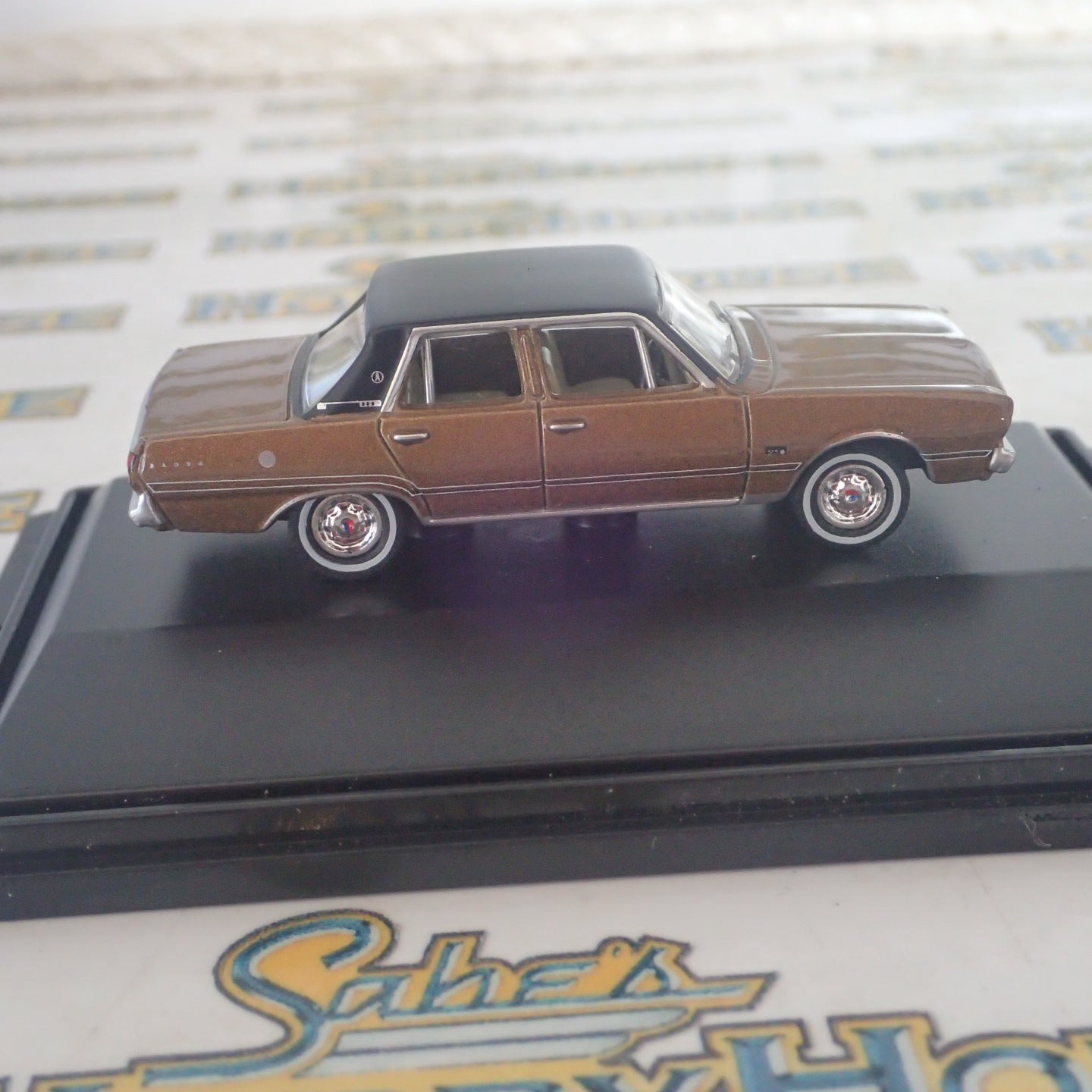 Road Ragers Models Road Ragers Precision Scale Models – 1:87/HO – 1969 VG Valiant Regal i ...