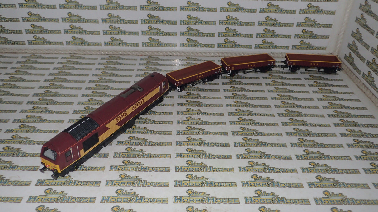 Hornby R3399 - OO EWS Freight Train Pack Ltd Edition of 1000 DCC READY