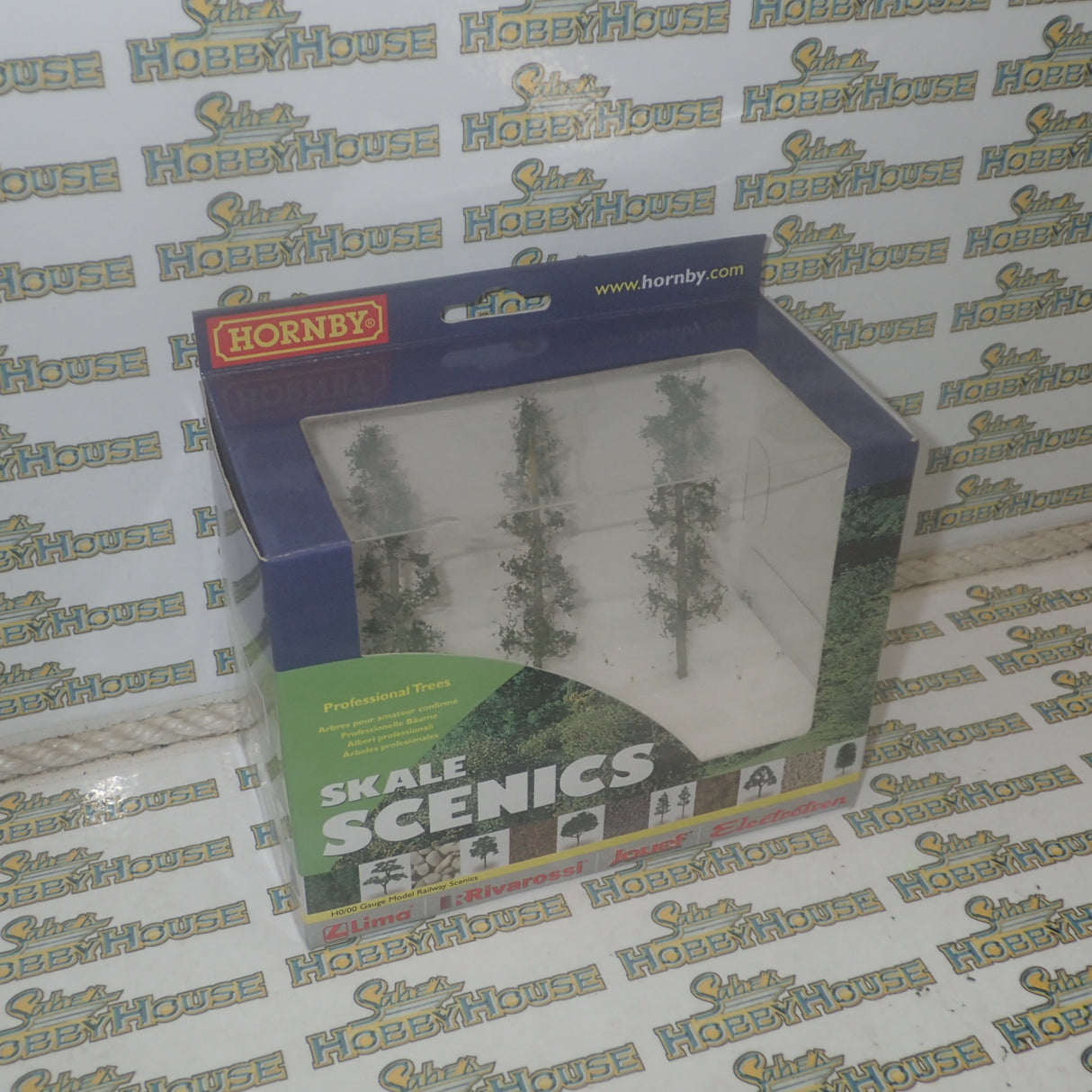 Hornby R8904 - Scale Scenics Cedar Trees 100mm x3