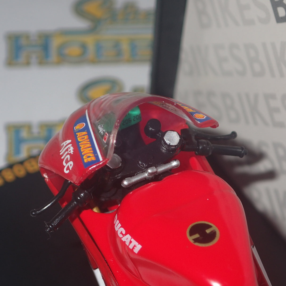 IXO Models RAB085 - 1/24 Scale - Ducati Desmodeci #65 L.Capirossi Superbike World Champion 2001 Scale Model Replica