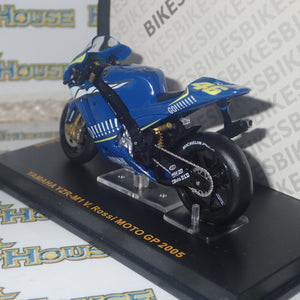 IXO Models RAB096 - 1/24 Scale Yamaha YZR-M1 #46 V.Rossi MotoGP 2005 Scale Model Replica