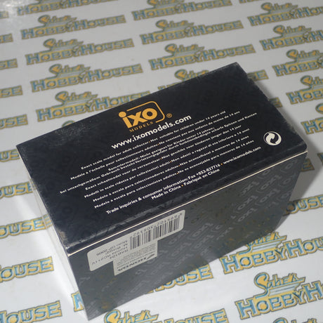 IXO Models RAB104 - 1/24 Scale - Honda RC211V #3 M.Biaggi MotoGP 2005 Scale Model Replica