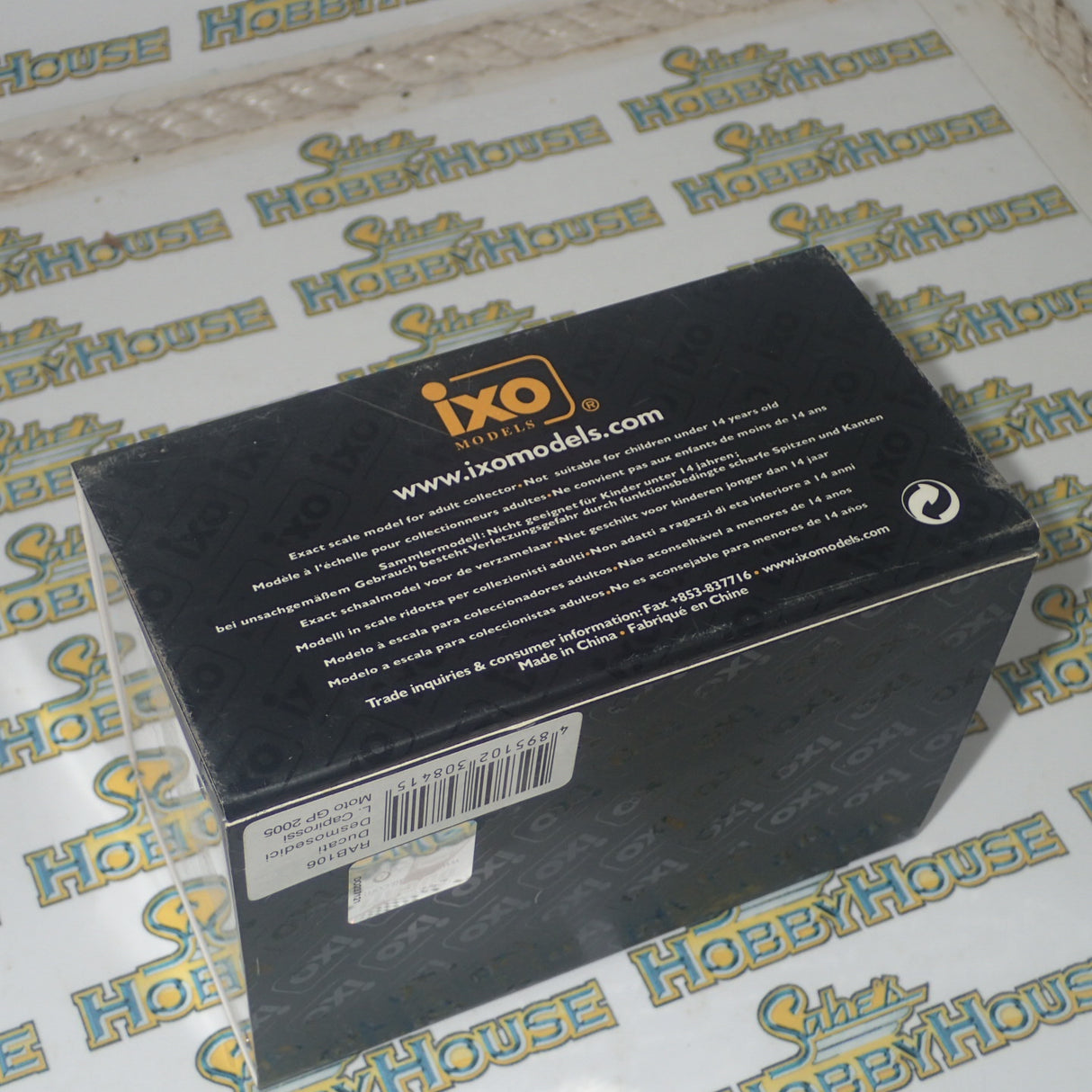 IXO Models RAB106 - 1/24 Scale Ducati Desmosedici #65 L.Capirossi MotoGP 2005 Scale Model Replica