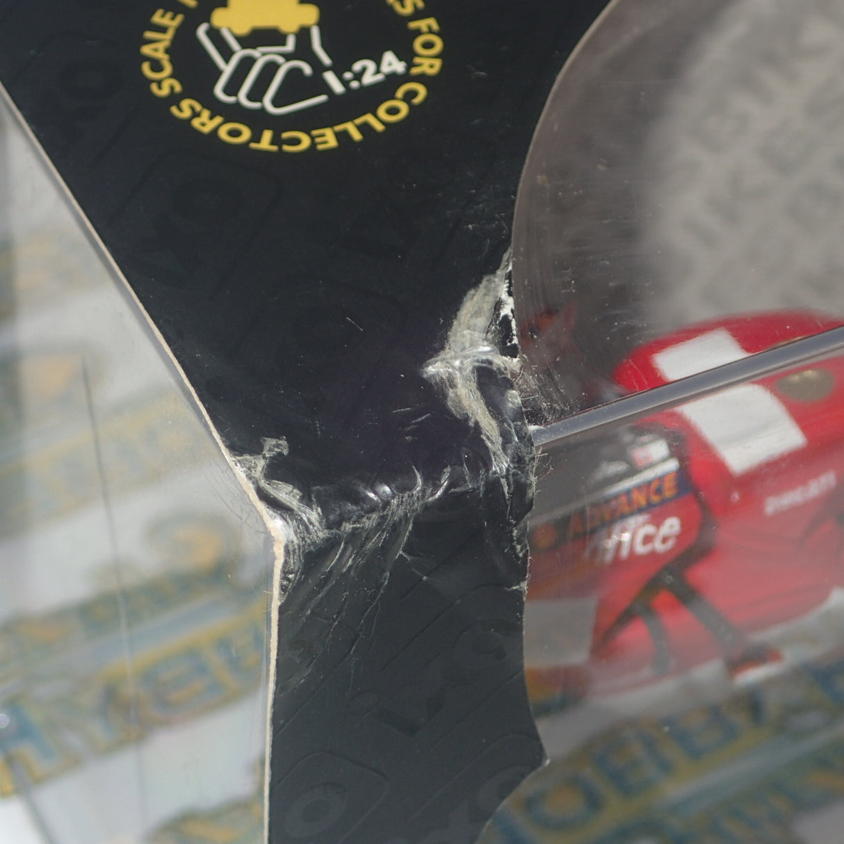 IXO Models RAB106 - 1/24 Scale Ducati Desmosedici #65 L.Capirossi MotoGP 2005 Scale Model Replica