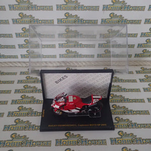 IXO Models RAB1065 - 1/24 Scale Ducati Desmosedici #65 L.Capirossi MotoGP 2005 Scale Model Replica