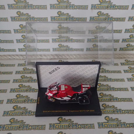IXO Models RAB1065 - 1/24 Scale Ducati Desmosedici #65 L.Capirossi MotoGP 2005 Scale Model Replica