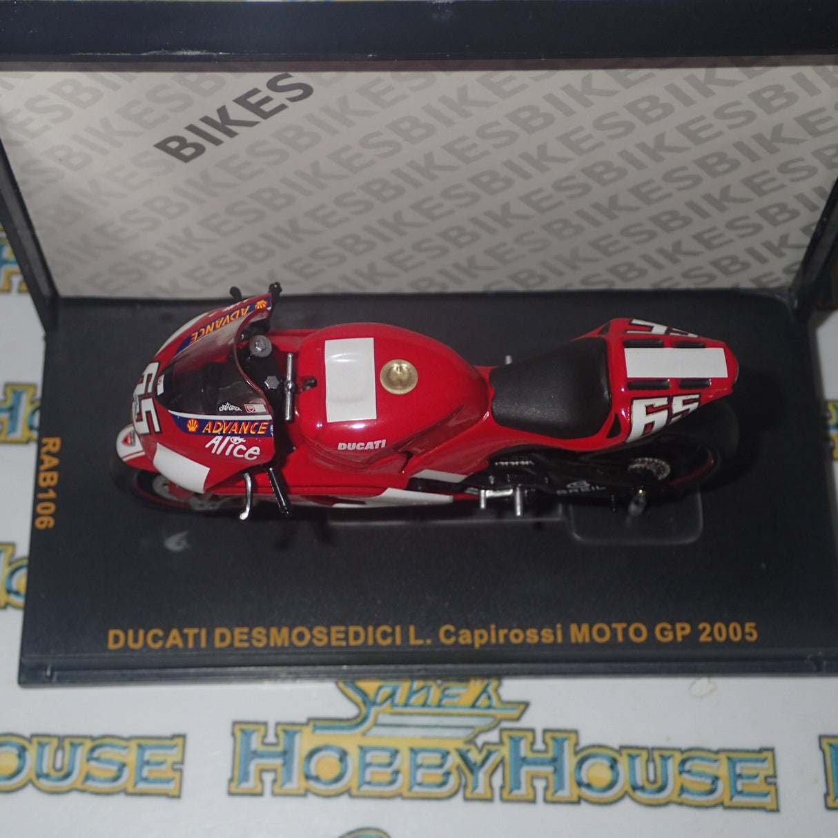 IXO Models RAB106 - 1/24 Scale Ducati Desmosedici #65 L.Capirossi MotoGP 2005 Scale Model Replica