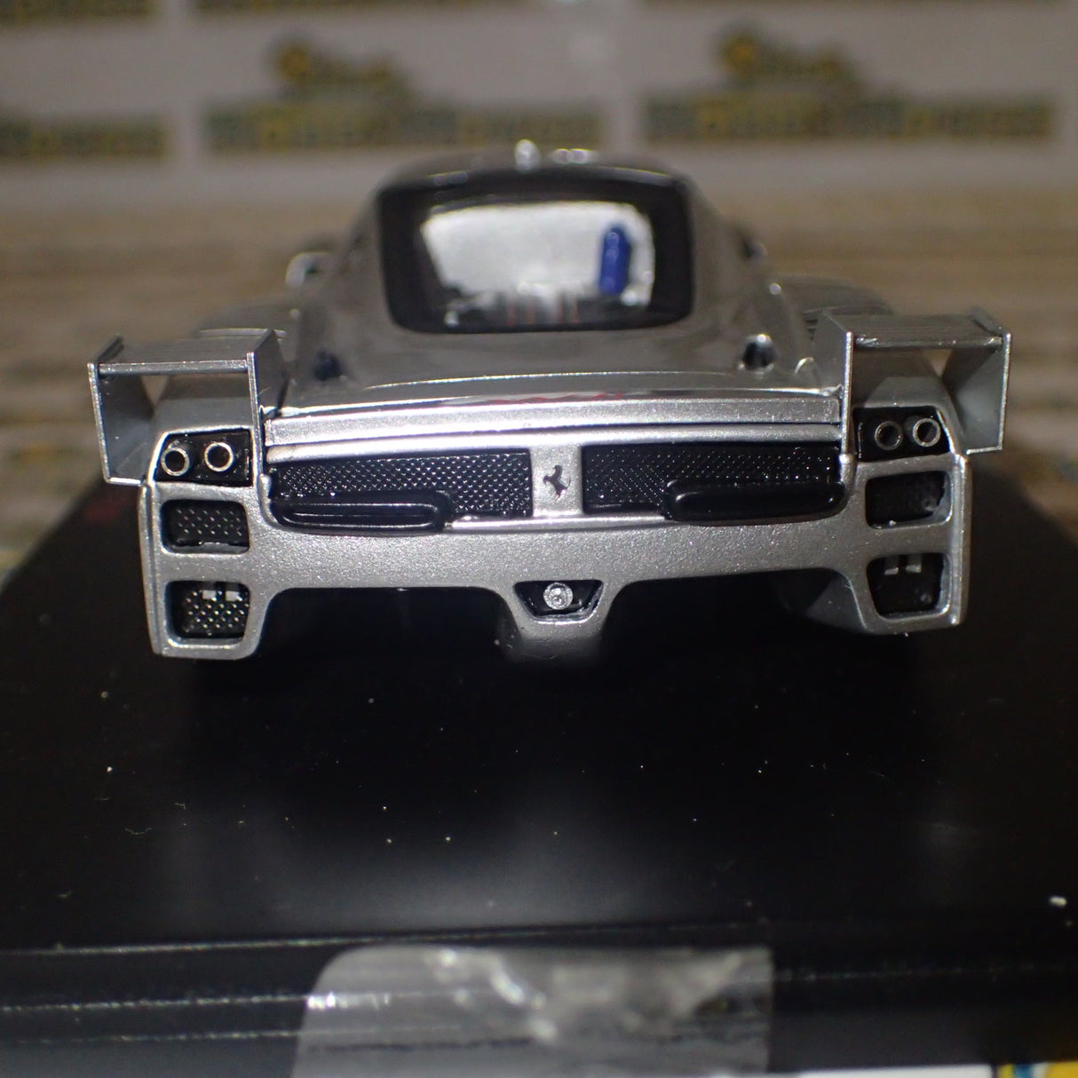 Redline Models RL118 - 1/43 Scale - Ferrari FXX Diecast Scale Model Replica