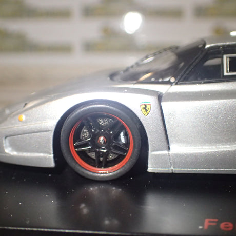 Redline Models RL118 - 1/43 Scale - Ferrari FXX Diecast Scale Model Replica