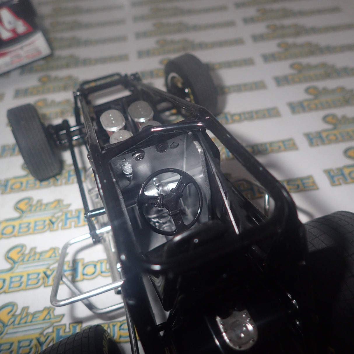 R&R Sprint Cars RR181114 - 1/18 Scale Jason Meyers - Back 2 Back Champion 2011