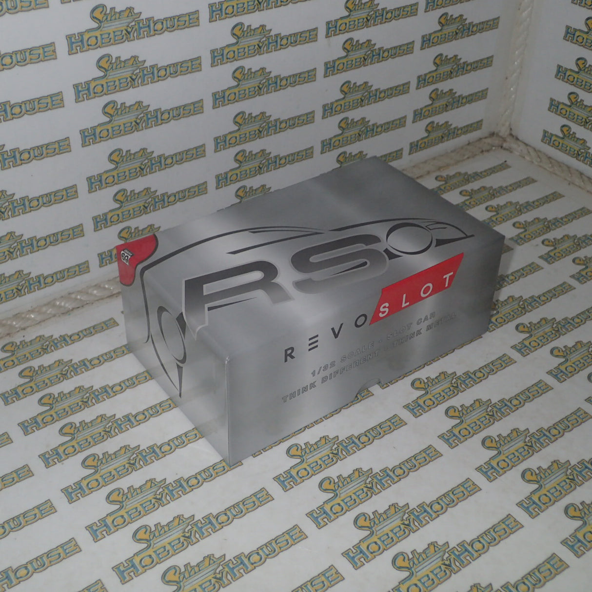 Revo Slot RS095 – 1/32 Scale BMW 2002 MARLBORO #69