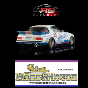 Revo Slot RS093 – 1/32 Scale Mazda RX-7 n.43 Bathurst 1000 - 1983 Peter Stuyvesant - International Racing - A. Moffat - Y. Katayama