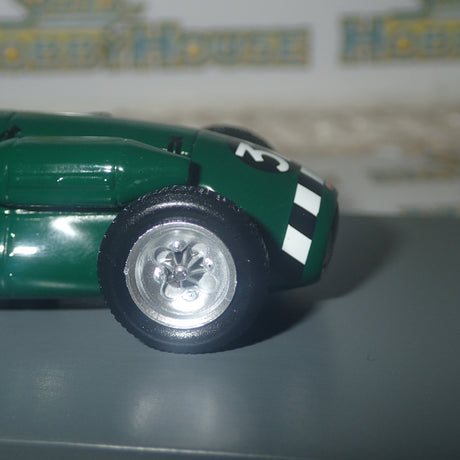 Spark Models S4808 - 1/43 Scale Connaught A Italian GP 1952 #32 Stirling Moss Resin Scale Model Replica