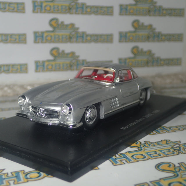 Spark Models S4958 - 1/43 Scale Mercedes-Benz 300SL 1956 Scale Model Replica