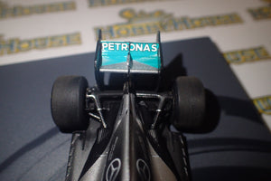 Spark S5025 1/43 Scale - Mercedes AMG Petronas Motorsport F1 W07 Hybrid #6 Nico Rosberg Abu Dhabi GP World Champion 2016 Scale Model Replica with Figure