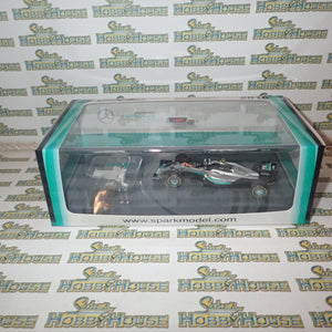 Spark S5025 1/43 Scale - Mercedes AMG Petronas Motorsport F1 W07 Hybrid #6 Nico Rosberg Abu Dhabi GP World Champion 2016 Scale Model Replica with Figure