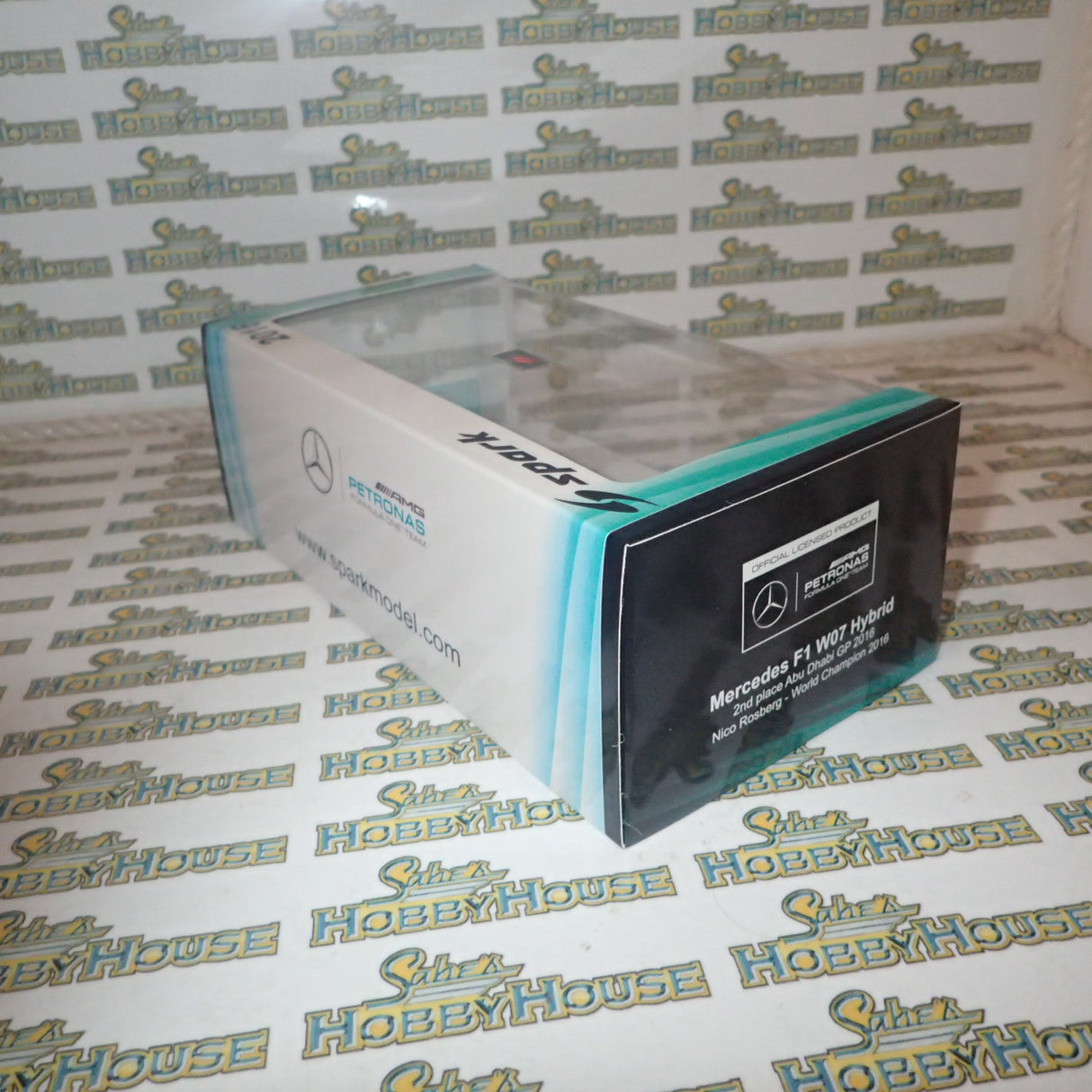 Spark S5025 1/43 Scale - Mercedes AMG Petronas Motorsport F1 W07 Hybrid #6 Nico Rosberg Abu Dhabi GP World Champion 2016 Scale Model Replica with Figure