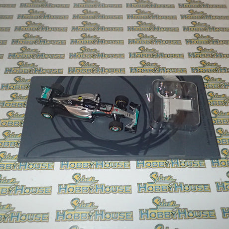 Spark S5025 1/43 Scale - Mercedes AMG Petronas Motorsport F1 W07 Hybrid #6 Nico Rosberg Abu Dhabi GP World Champion 2016 Scale Model Replica with Figure