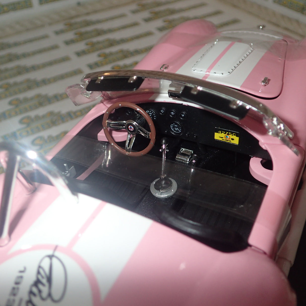 Shelby Collectibles SC-114 - 1/18 Scale 1965 Shelby Cobra 427 S/C - Pink