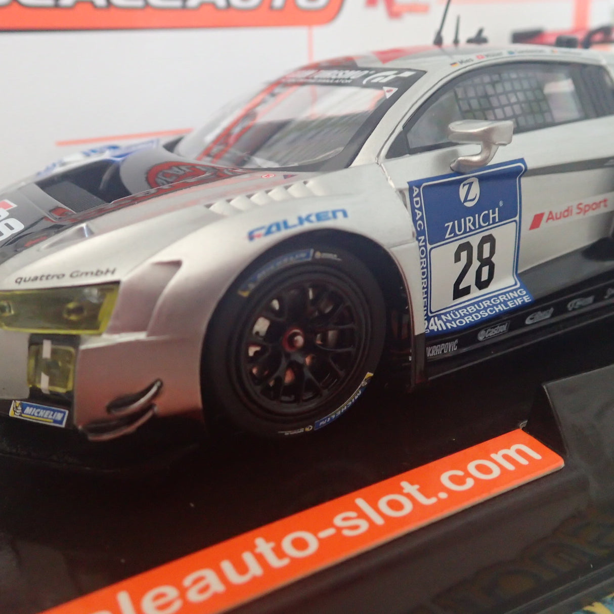 Scaleauto SC-6163R - 1/32 Scale - Audi R8 LMS GT3 24h Nurburgring 2015 #28 R Chassis Slot Car