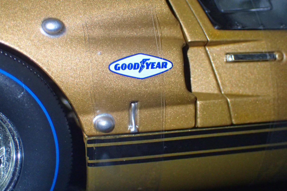 Shelby Collectibles SC18002 - 1/18 Scale #4 1967 Mercury GT40 MKII - Daytona 24 Hour