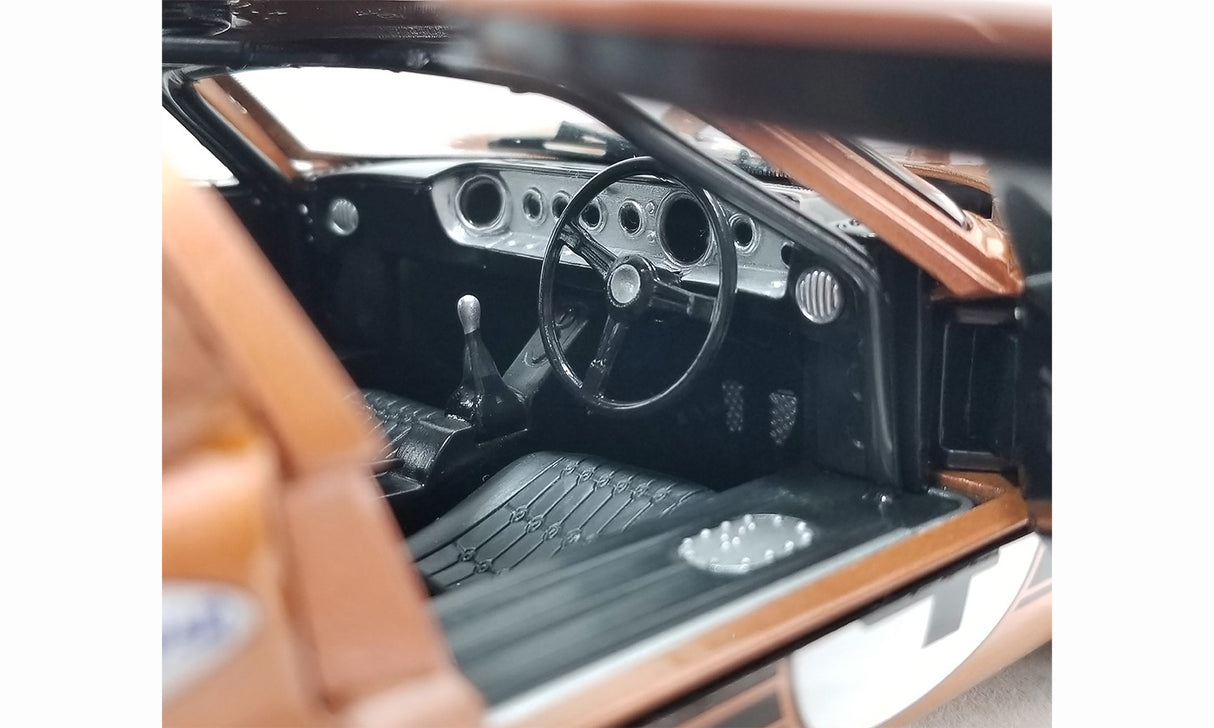 Shelby Collectibles SC18002 - 1/18 Scale #4 1967 Mercury GT40 MKII - Daytona 24 Hour