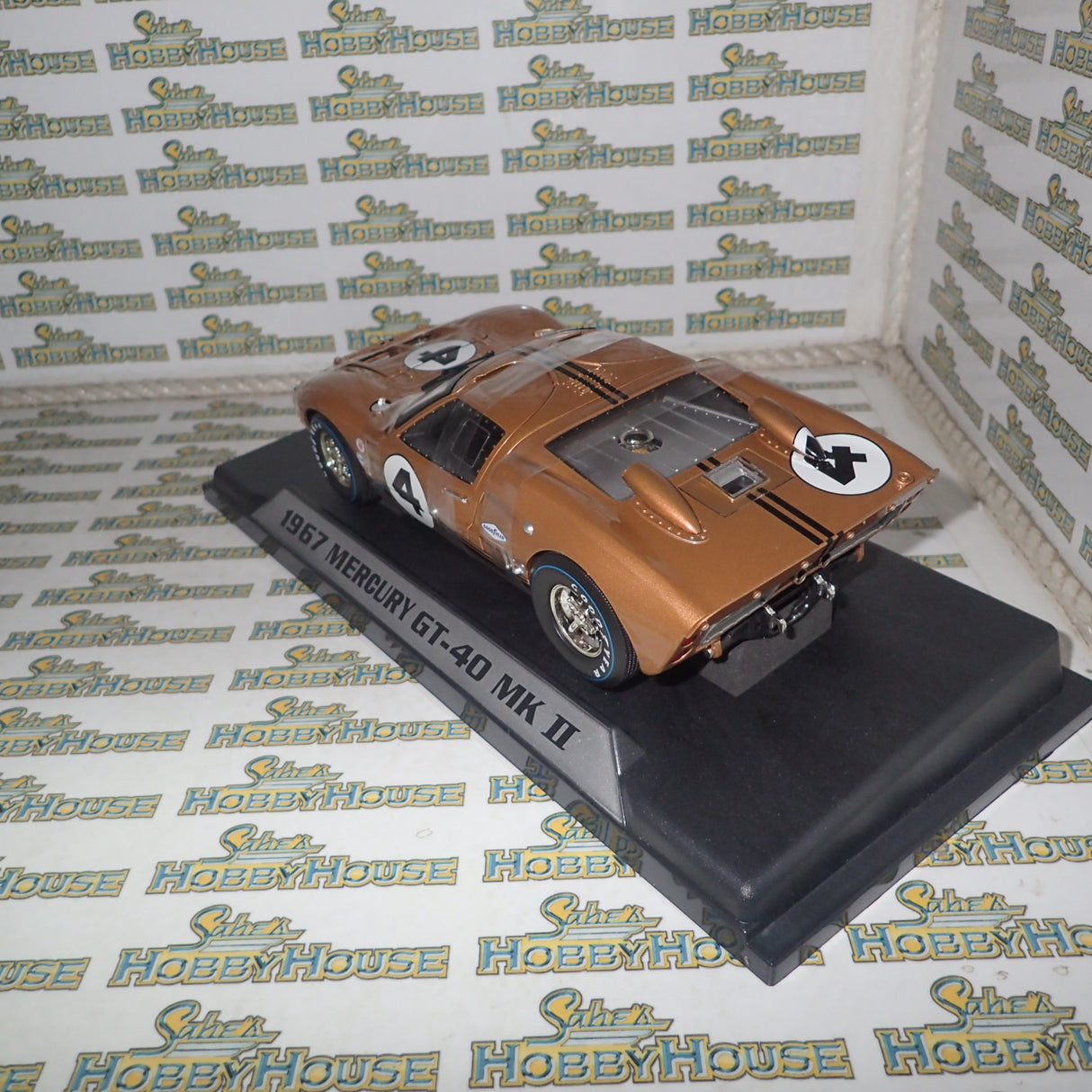 Shelby Collectibles SC18002 - 1/18 Scale #4 1967 Mercury GT40 MKII - Daytona 24 Hour