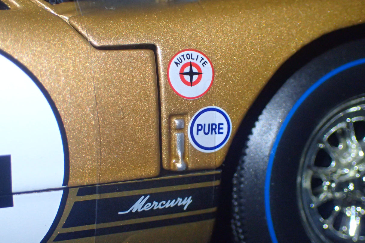 Shelby Collectibles SC18002 - 1/18 Scale #4 1967 Mercury GT40 MKII - Daytona 24 Hour