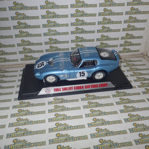 Shelby Collectibles SC18003 - 1/18 #15 1964 Daytona Coupe - Dan Gurney for President