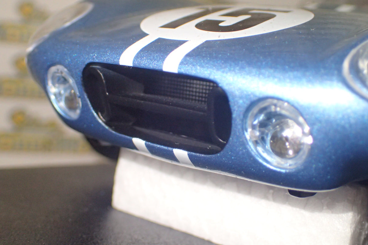 Shelby Collectibles SC18003 - 1/18 #15 1964 Daytona Coupe - Dan Gurney for President