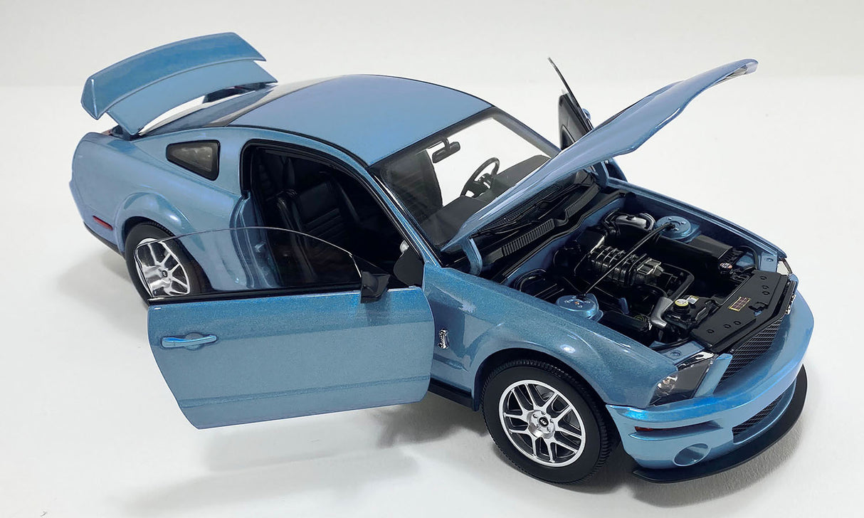 Shelby Collectibles SC18006 - 1/18 2007 Ford Mustang Shelby GT500 - Windveil Blue scale replica