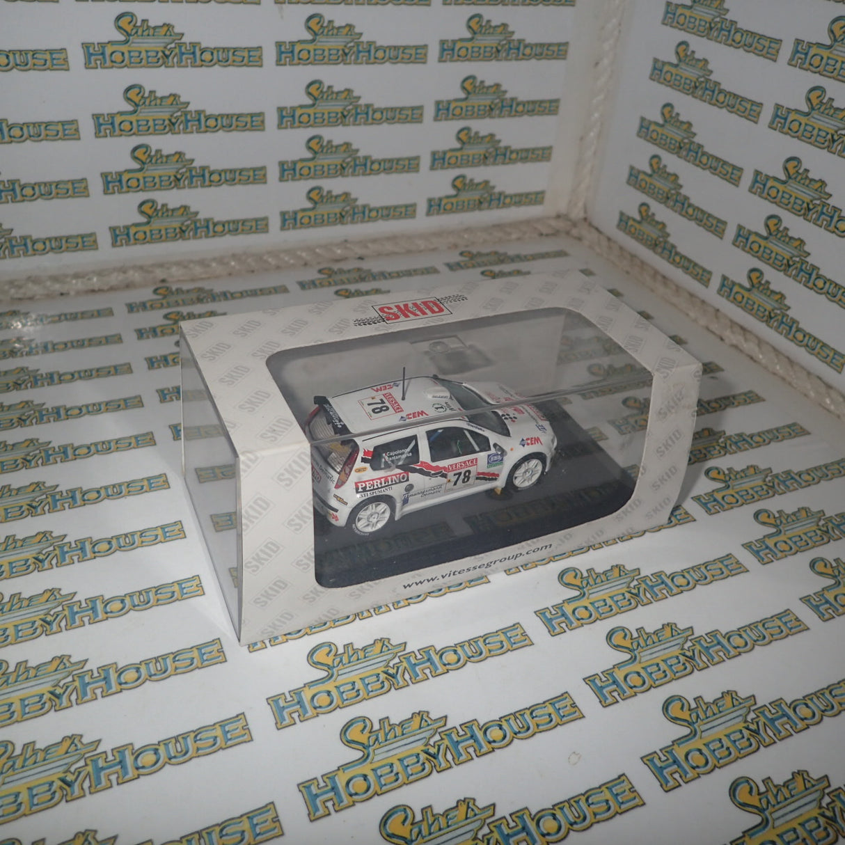 SKID SKM176 - 1/43 Scale Fiat Punto Kit Car Perlino #78 L. Cantamessa - P. Capolono Sanremo 2000 Diecast Scale Model Replica